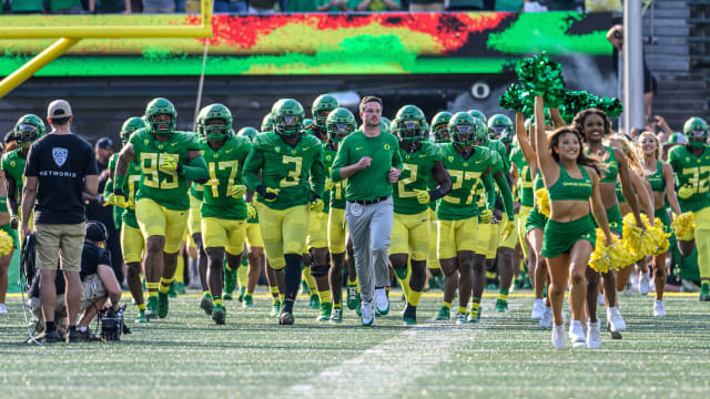 Dan Lanning Team Run Out Hawaii